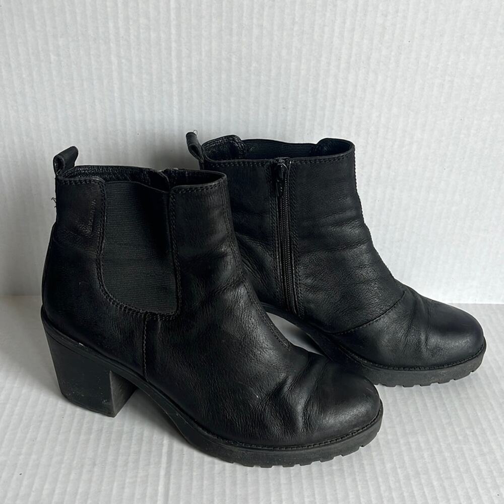 Vagabond Emmy black ankle chunky heel leather boots